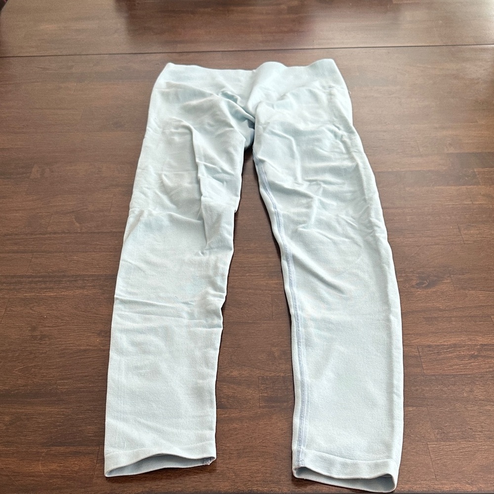 LAST CHANCE OFFER: Alphalete Sky Blue Women's Leggings